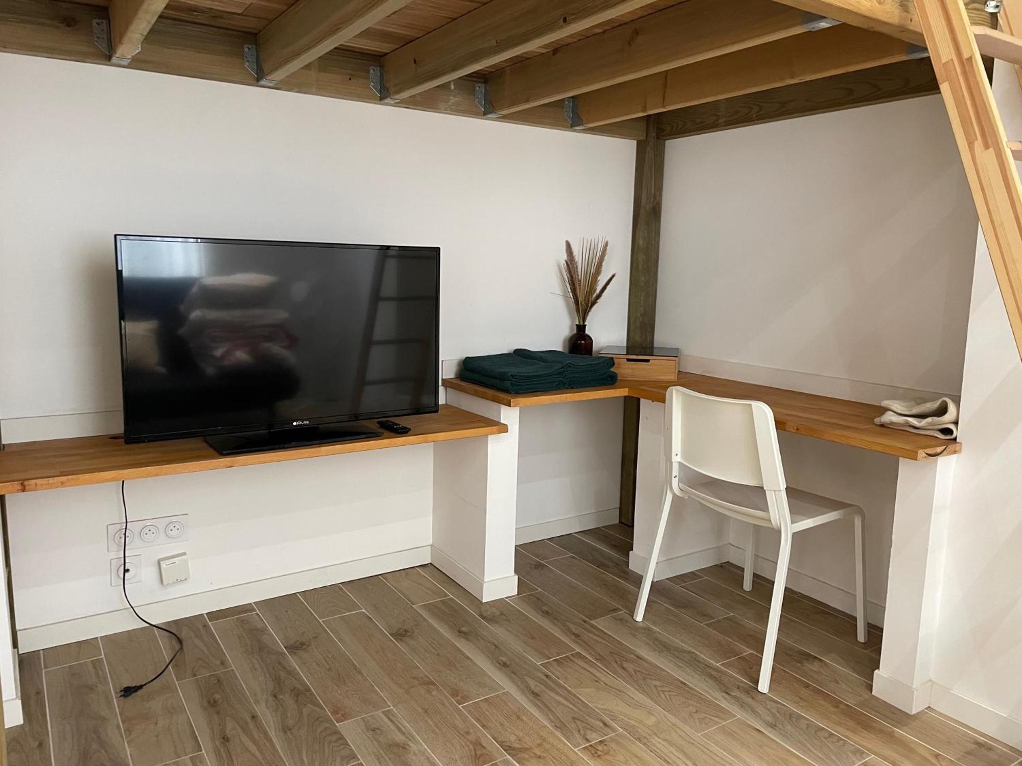 Studio Cosy, 2 Pas Gare De Tours Exterior foto